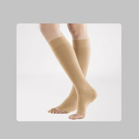 Компрессионные гольфы Bauerfeind VenoTrain Clinic
